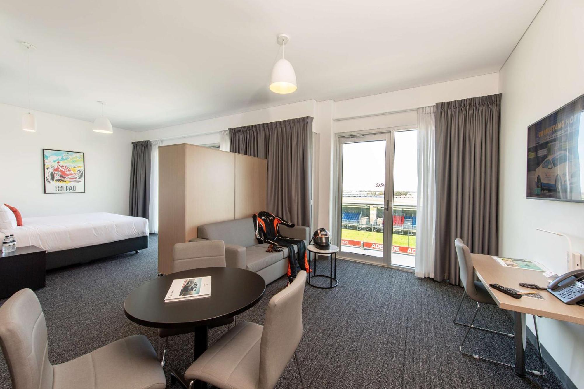 Hotel Rydges Pit Lane Tailem Bend Esterno foto